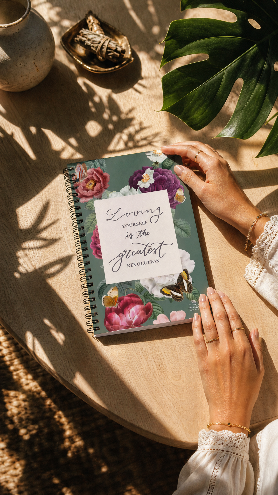 Spiral notebook "revolution"
