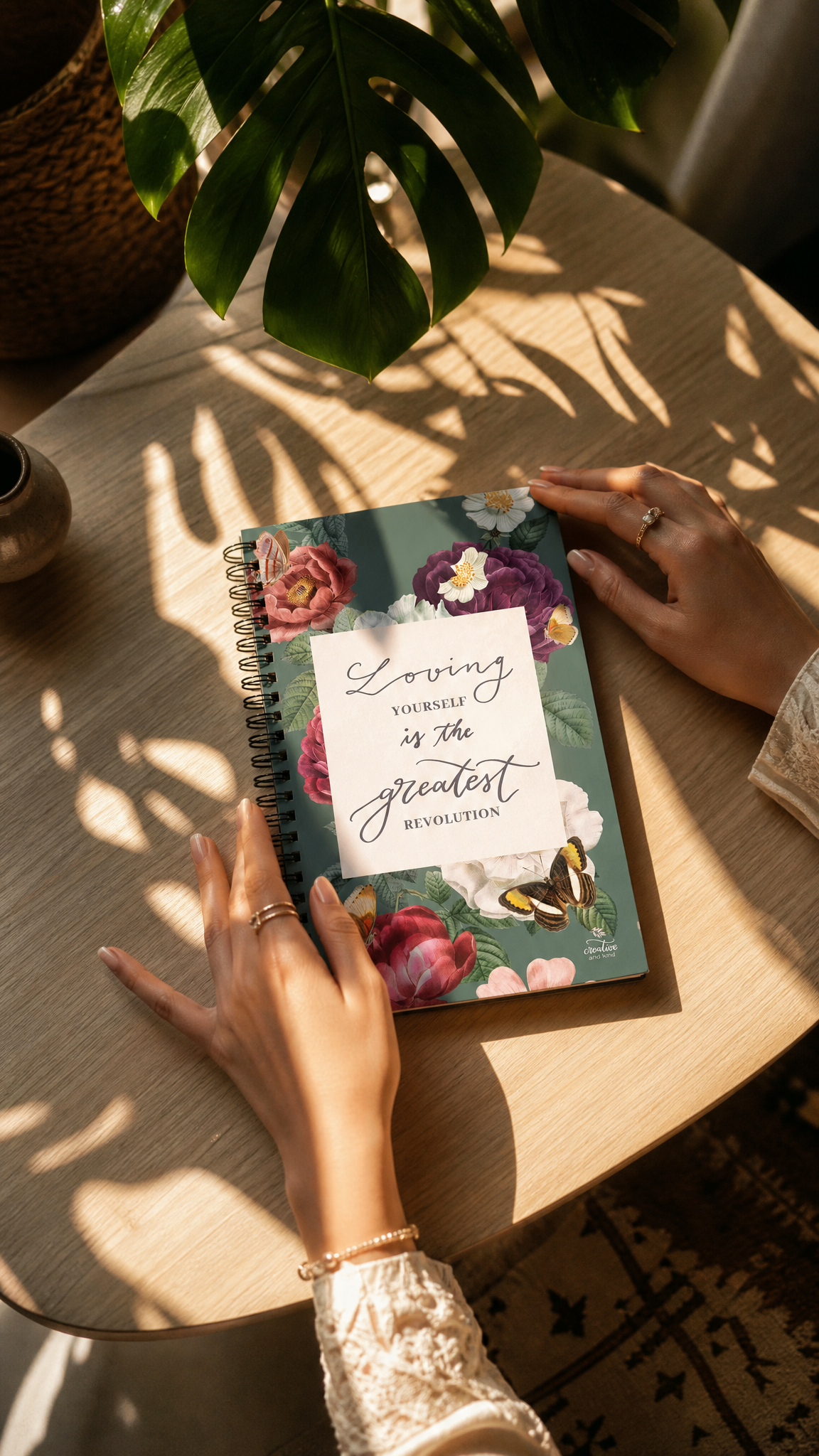 Spiral notebook "revolution"